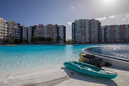 Departamento En Cancun Con 7 Albercas Tipo Playa Y Laguna Eksteriør billede